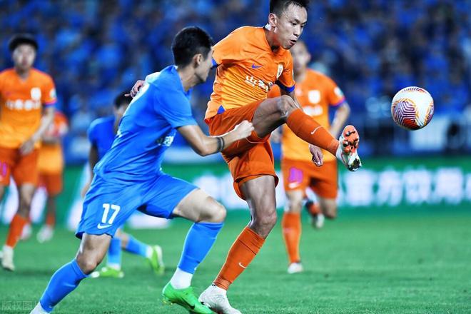 杏彩体育亚洲官网-恒大客场大败鲁能，遭遇双杀(恒大客场大败鲁能,遭遇双杀是哪一集)