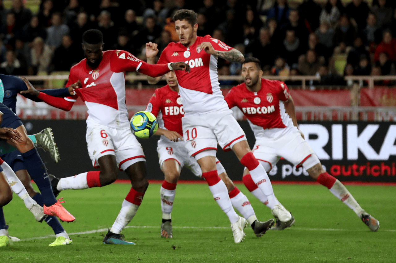 摩纳哥队取得了一场惊人的胜利 摩纳哥队取得了一场惊人的胜利