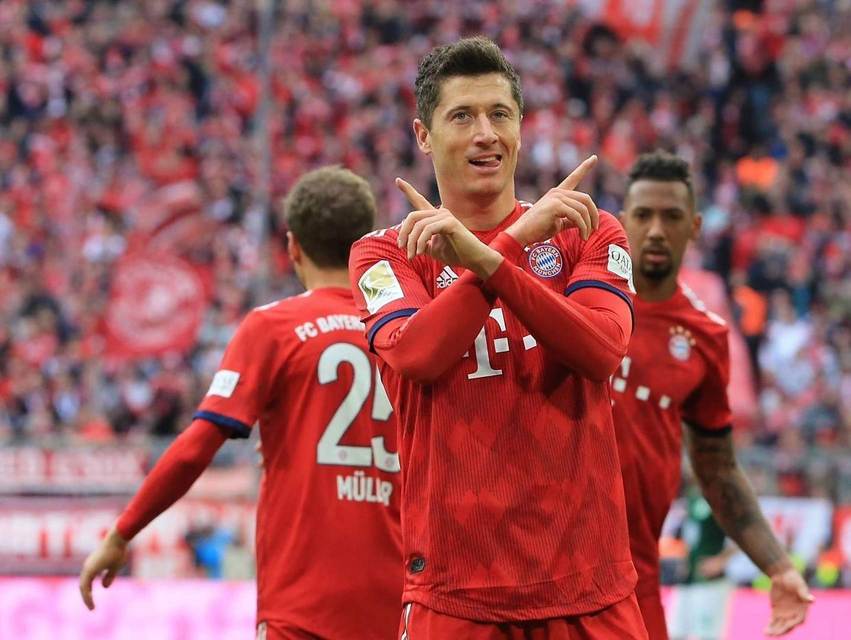 包含斯图加特不敌柏林赫塔，遭遇连败的词条