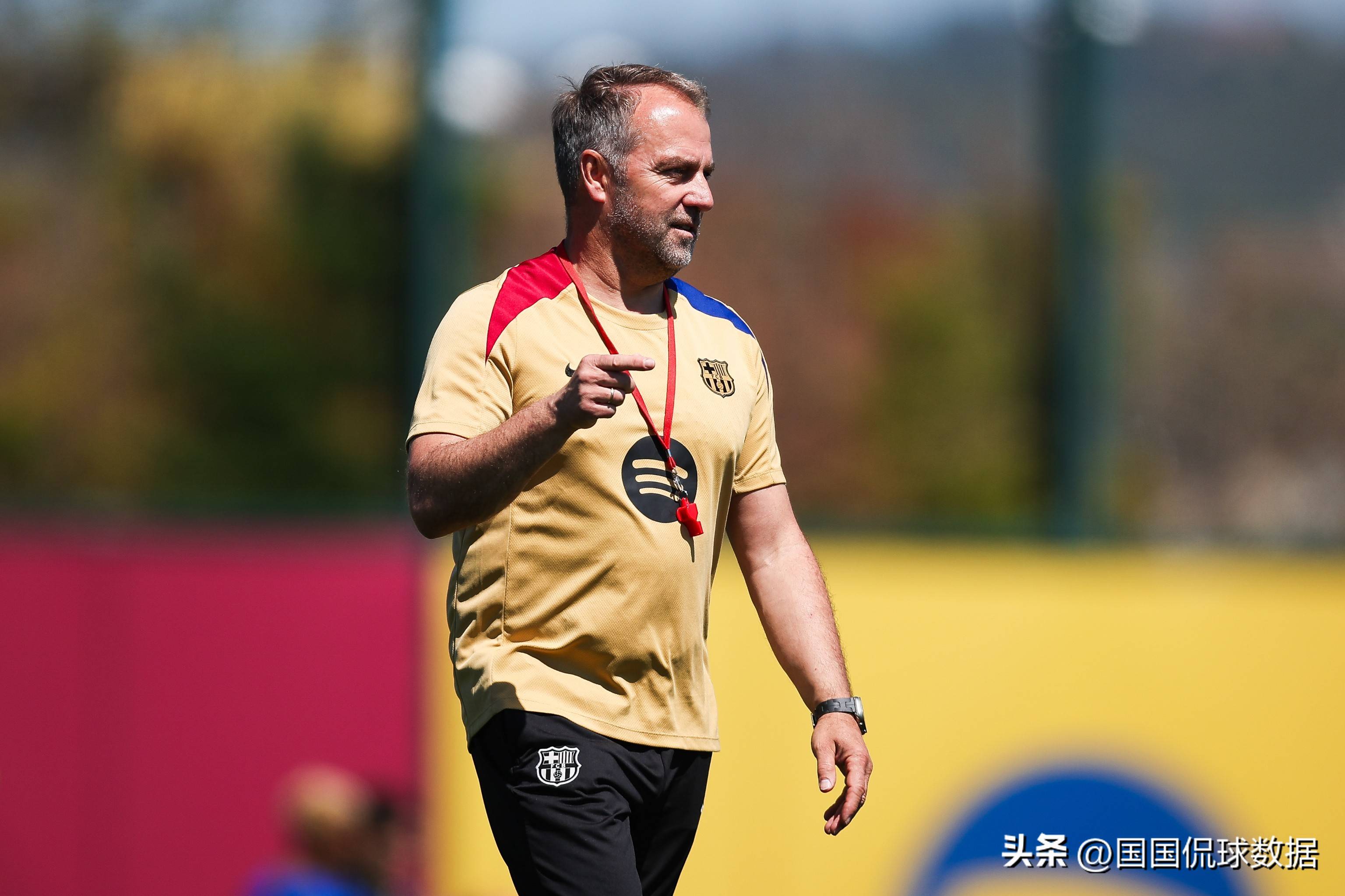 意大利豪门突围成功，成功晋级欧冠淘汰赛