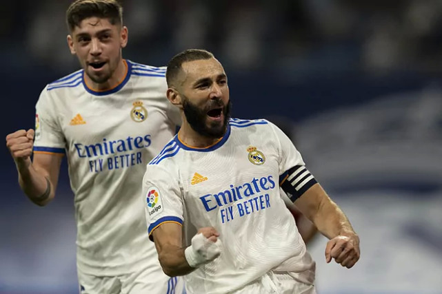 瓦伦西亚新援成功助攻,展现团队合作精神 瓦伦西亚新援成功助攻,展现团队合作精神