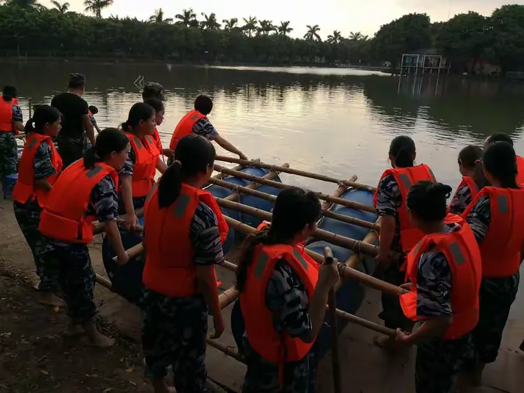 坚持到底！球队全力以赴争取晋级