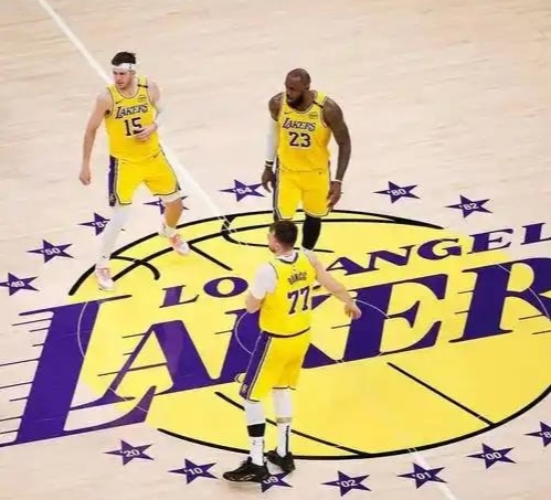 新赛季战绩揭晓，谁将晋级季后赛再成焦点的简单介绍