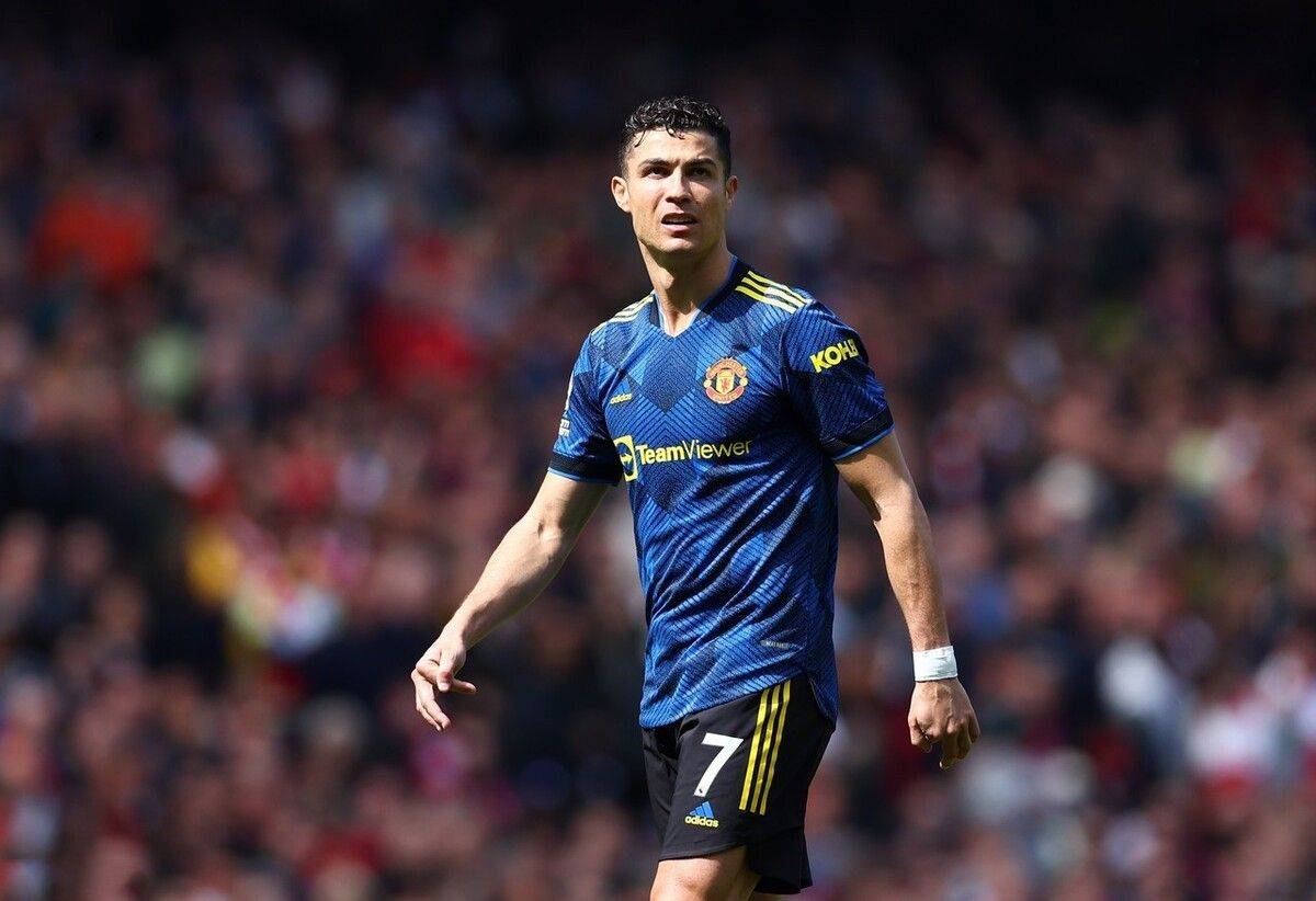 蓝队新帅上任改变风格,带领球队迎战新赛季 蓝队新帅上任改变风格,带领球队迎战新赛季