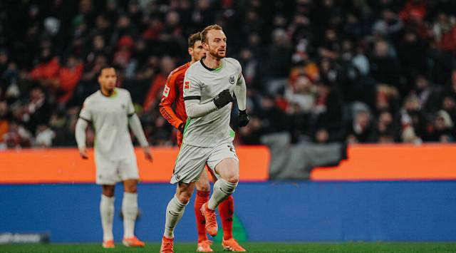 关于沃尔夫斯堡客场获胜，实现逆转战胜的信息