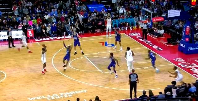 火箭大胜黄蜂，哈登砍下35分的简单介绍